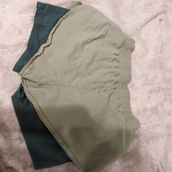 Bo + Tee Workout Layered Shorts - Picture 6 of 6